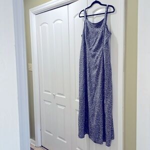 Old Navy Blue and White Patterned Size XL Smocked Back Adjustable Straps